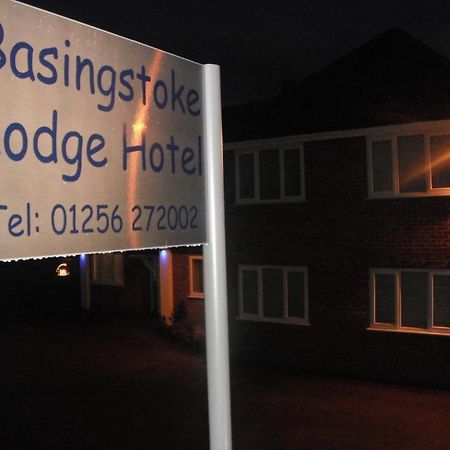 Basingstoke Lodge Ngoại thất bức ảnh